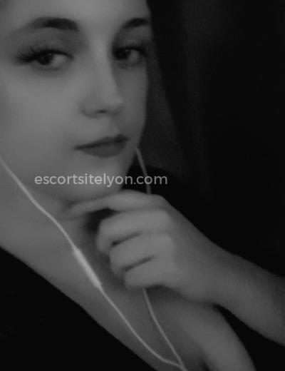 Escort Jolie brune - Photo  5 №1766